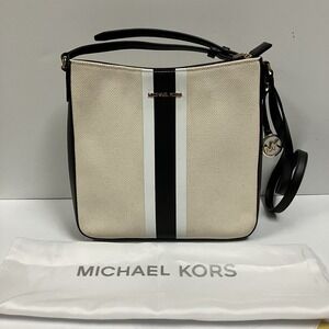 NWOT Michael Kors Jet Set Travel Large Canvas Messenger,‎ Black/Linen